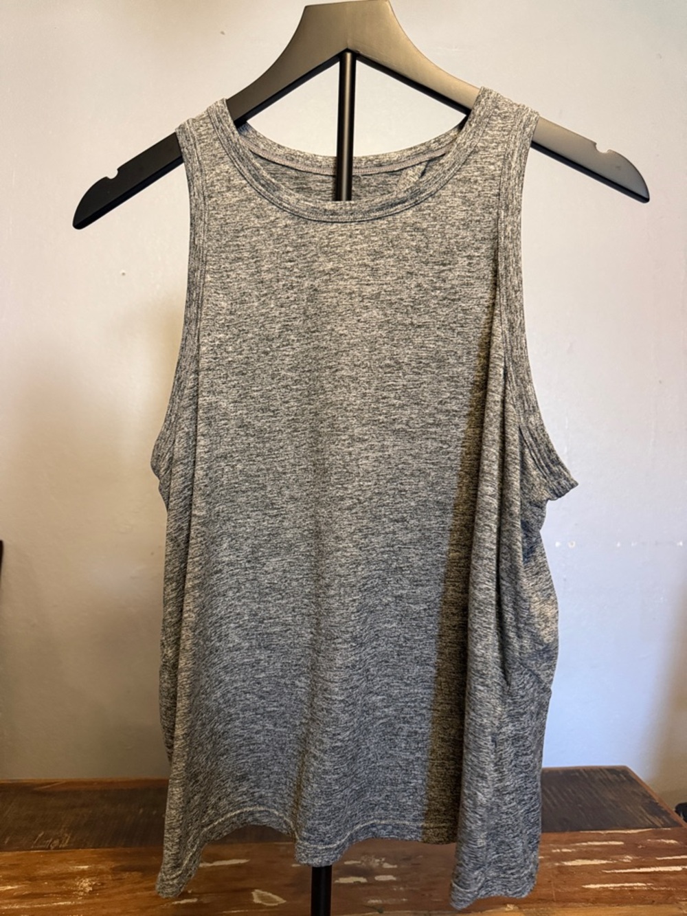Fabletics Heather Gray Sleeveless Muscle Tank